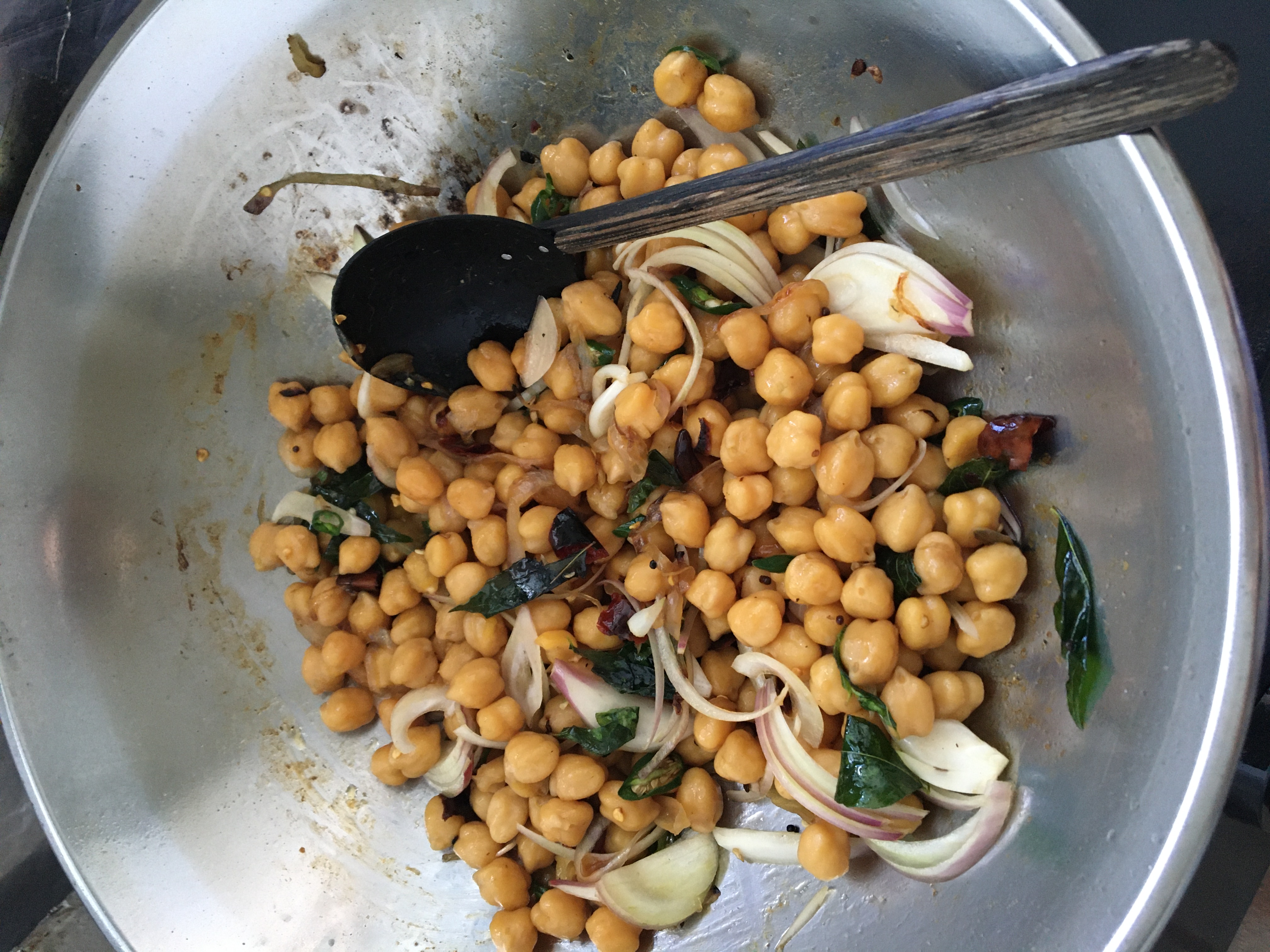 My Thambapu Kadala or Sri Lankan Boiled and Tempered Chickpeas Leaf